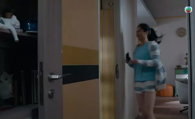 呢個少女式奔跑勁青春。