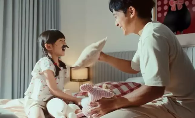 以嶄新身份演繹跨世代健康傳承故事，喚起全城溫暖回憶