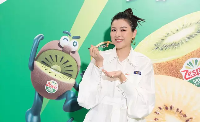 陳茵媺表示寶石紅奇異果的粉紅色果肉及果心綻放一圈圈紅色夢幻色彩亦特別惹人喜愛，