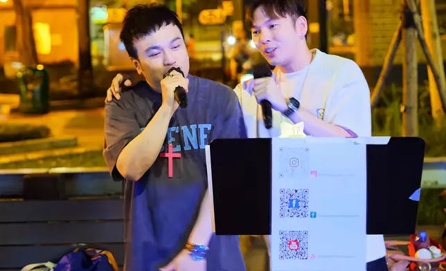 陳晉軒與沈宗賢靚聲演繹粉絲觀眾齊嗌Encore。