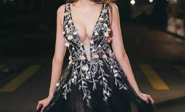 25歲的「東張女神」鄧凱文（Eris）有新一代TVB「咪神」之稱。