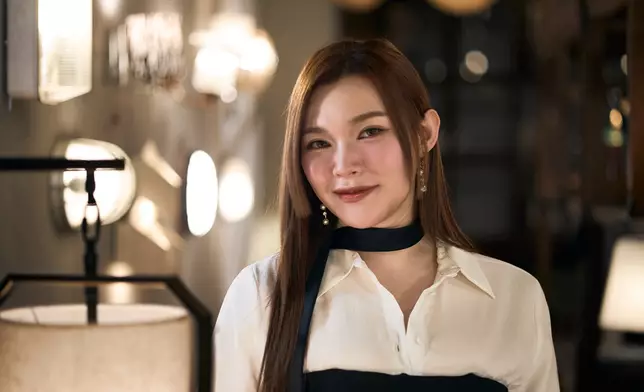 《聲夢傳奇2》「大魔王」黃洛妍（Janees）首支派台歌《我們都是藝術品》剖面世。