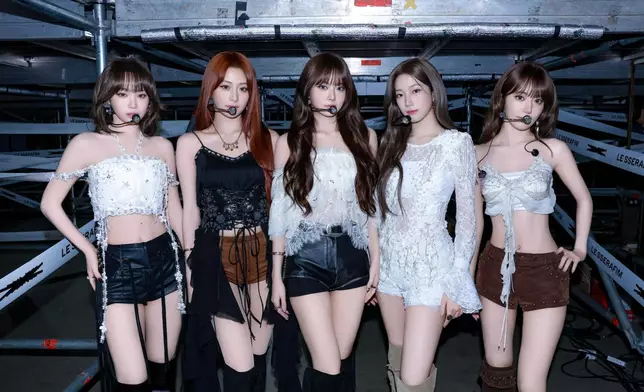 LE SSERAFIM首站於4月19日在首爾展開。 LE SSERAFIM twitter圖片