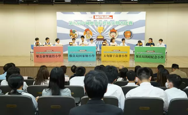 巴士的報記者攝