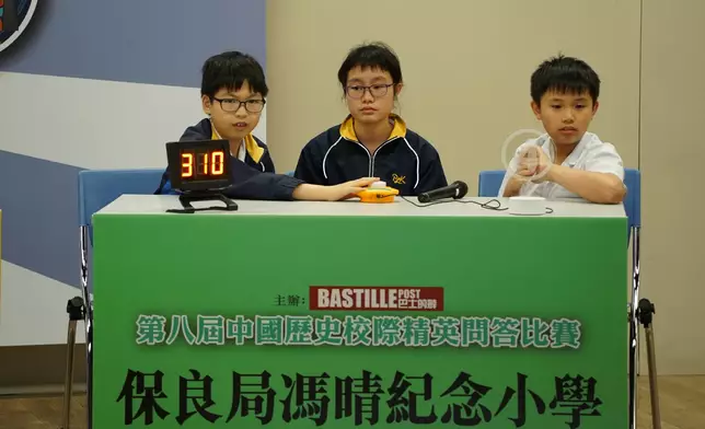 巴士的報記者攝