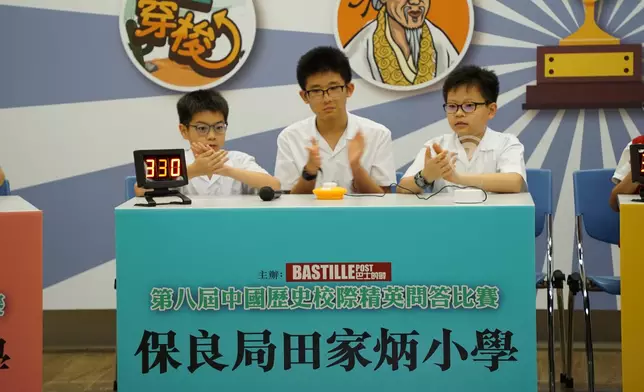 巴士的報記者攝
