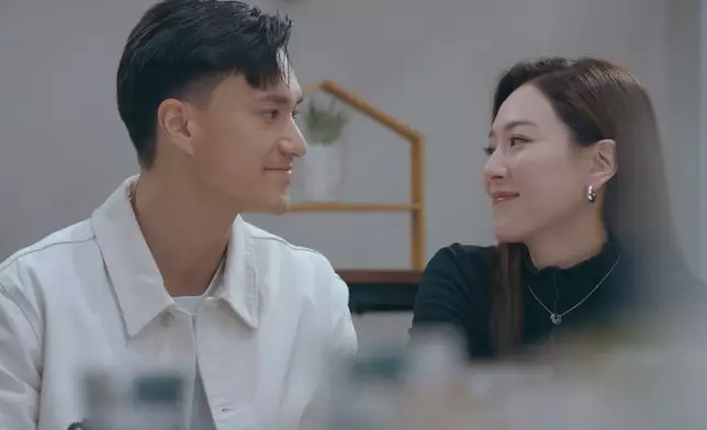 呢個時候，回顧吓Adam同程晴嘅甜蜜互動啦。
