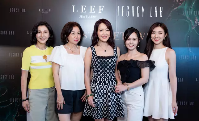 獲港姐好友曹敏莉、王愛倫、唐麗球、梁超怡、梁凱晴以及黃婉曼等撐場。