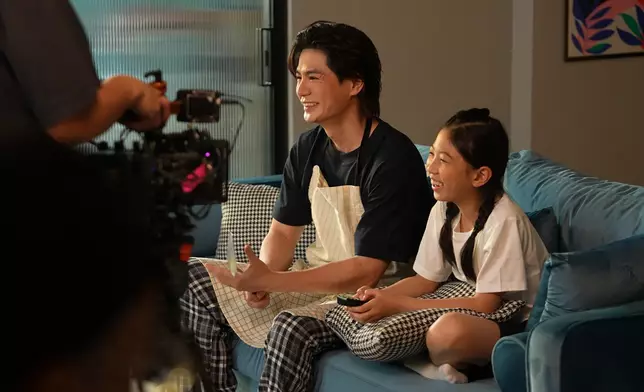 羅子溢首次以爸爸身份為myTV SUPER拍攝廣告。