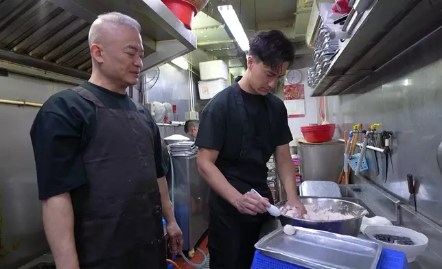 成個備料過程，朱仔都算學到足。成個備料過程，朱仔都算學到足。