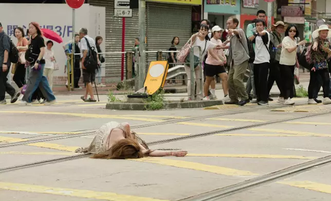 李海銅話呢幕戲拍攝時分秘必爭，兩位監製佳導同巢導除咗係咁計時，佳導仲要大嗌暈低去Tag海銅完成拍攝。