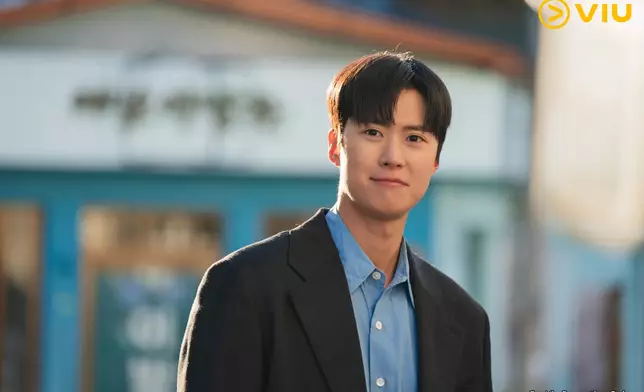 孔明飾醫生徐義準。黃Viu提供圖片