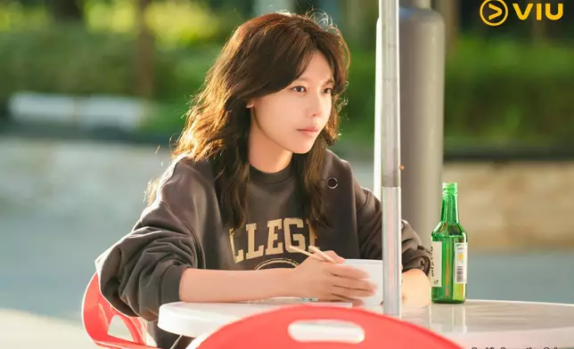 崔秀英飾汽車維修師韓錦宙。黃Viu提供圖片