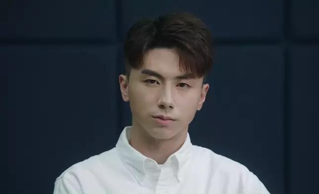 第一集蔥頭VS保怡已經一啲都唔輸蝕。