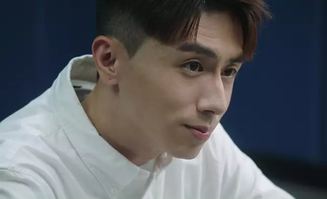 第一集蔥頭VS保怡已經一啲都唔輸蝕。