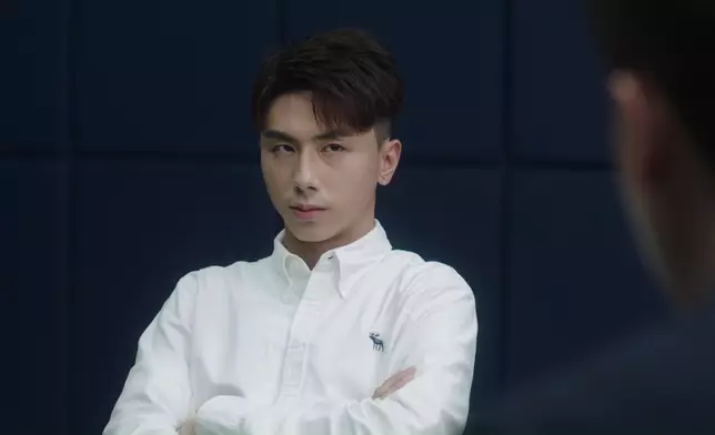 第一集蔥頭VS保怡已經一啲都唔輸蝕。