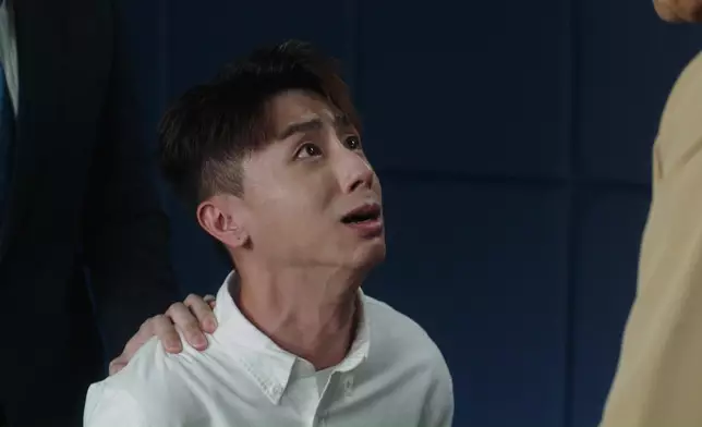 最後仲極為激動，而且仲要唧出個可憐不甘樣。