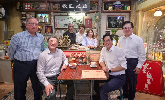 卓永興 WH Cheuk FB