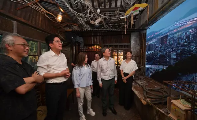 卓永興 WH Cheuk FB