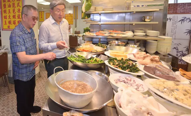 卓永興 WH Cheuk FB