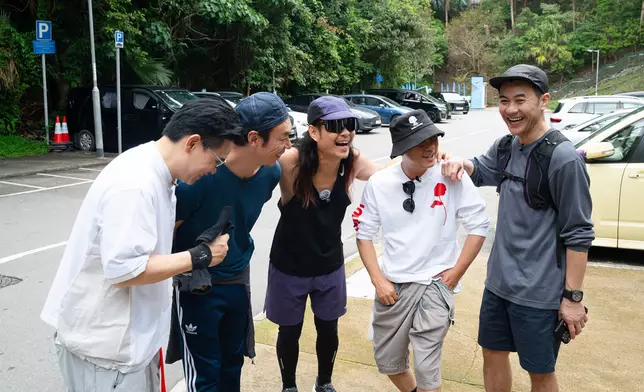 蘇永康和梁漢文都是受阿智影響，開始行山運動，有時更會約埋安仔一齊，今次是第一次加埋Dicky。