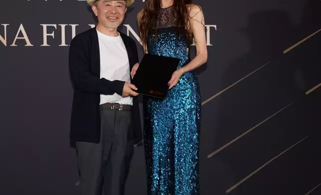 出席中國電影之夜。