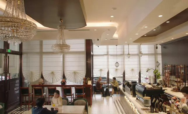 Monica同林保怡一個熱情、一個冷酷，形成既強烈又有趣對比。