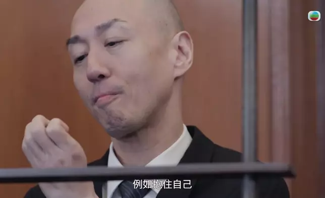 呢種「你吹我唔脹」樣，真係好爆。