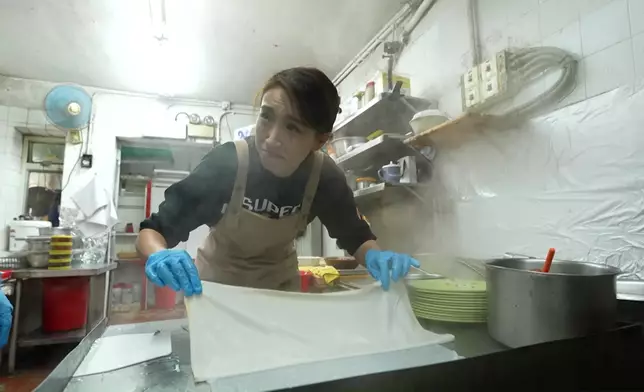 睇子羚整嘢似模似樣咁。