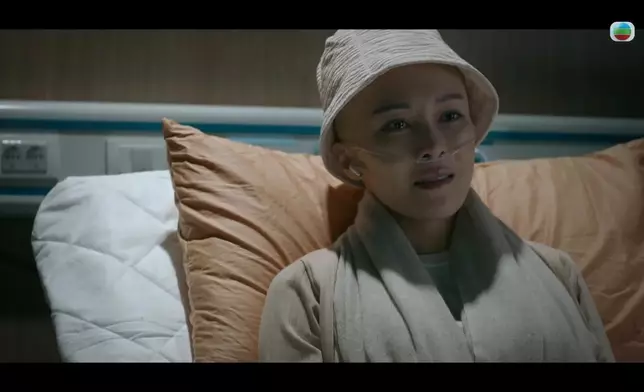 而佢當時呢個癌症病人Look，亦引發咗一定討論度。