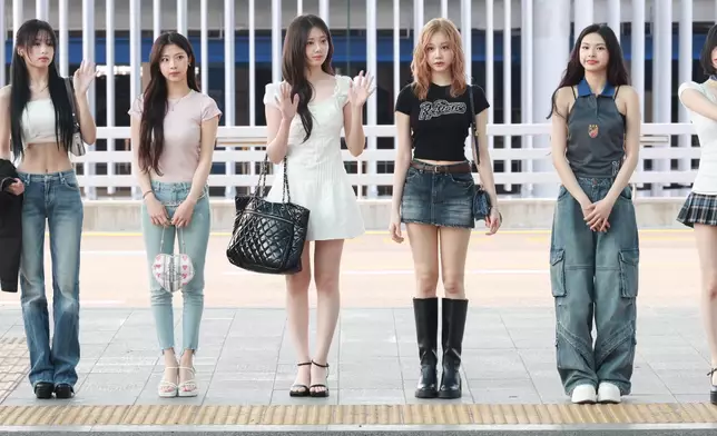 BABYMONSTER在5月22日從仁川出發飛抵香港。網上圖片