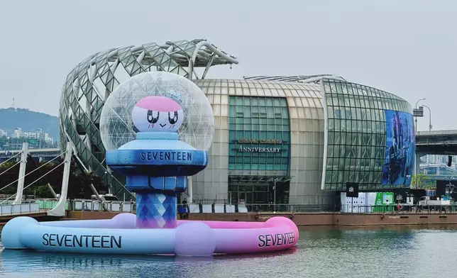 SEVENTEEN出道十周年慶典非常盛大。SEVENTEEN官方X圖片