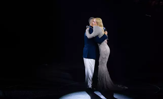 Sammi亦透露會向保怡請教演戲，亦很欣賞其生活態度。