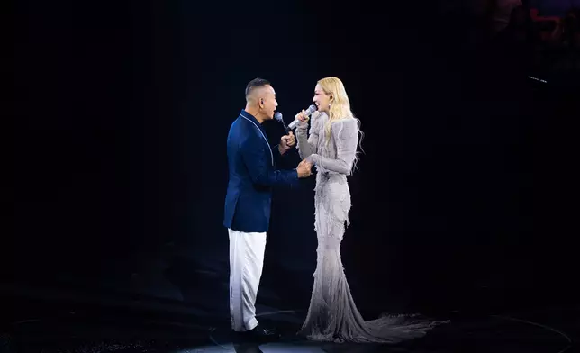 Sammi透露同保怡私底下有聯系，會約出食飯見面.