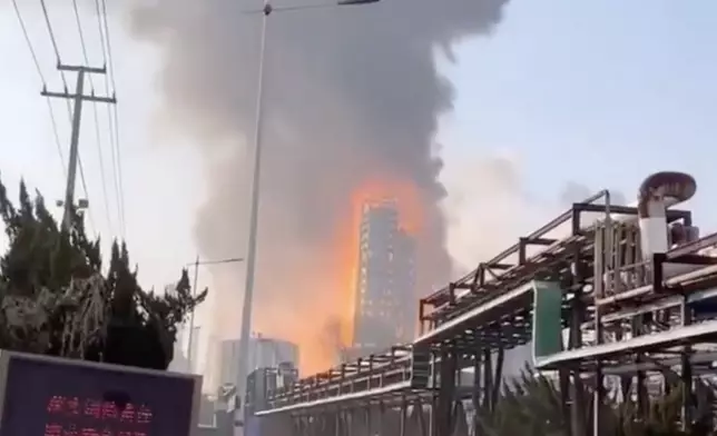 山東濰坊化工廠爆炸。微博影片截圖