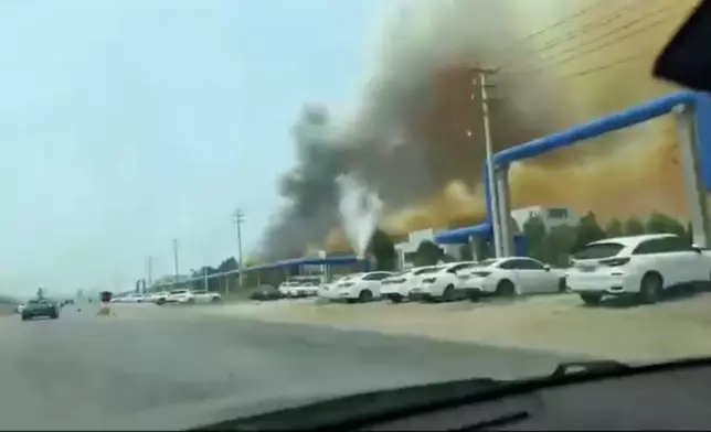 山東濰坊化工廠爆炸。微博影片截圖