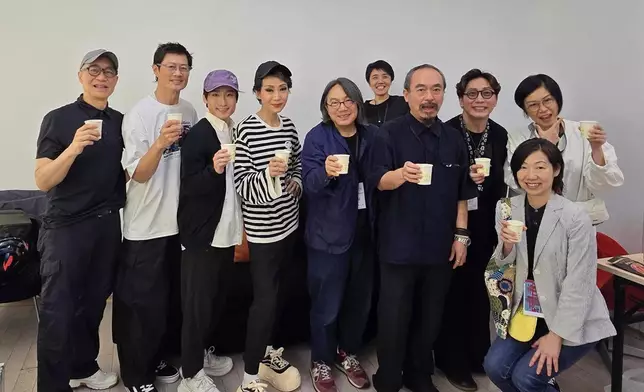 《唔講得》台前幕後大合照