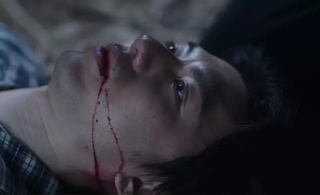 死狀無力，煞是蒼涼。