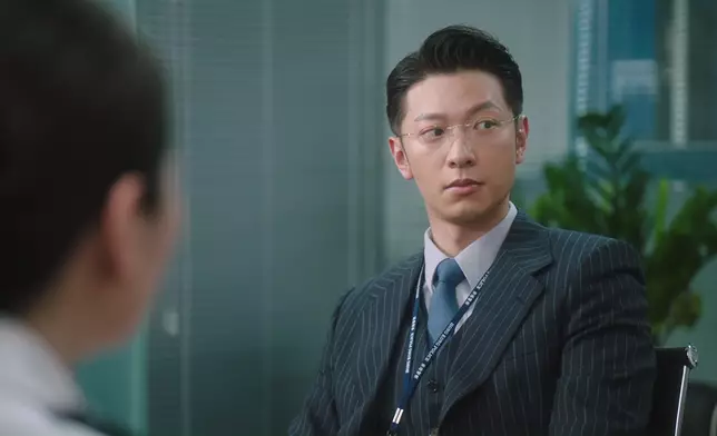 呢場見住林保怡畀Madam鬧然後偷笑個樣真係好衰格。