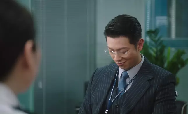 呢場見住林保怡畀Madam鬧然後偷笑個樣真係好衰格。