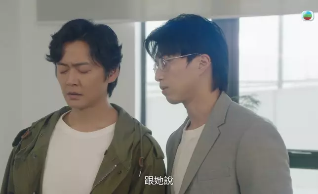 坤哥今次啲眼神真係好有戲，而且完全做到guide住張振朗嘅感覺。