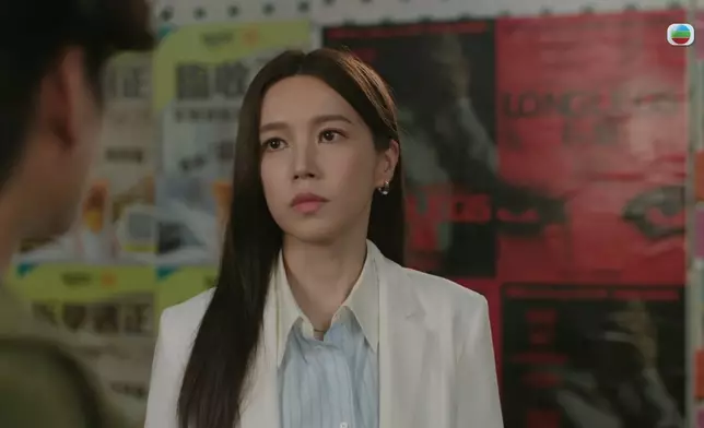 有網民懷疑傅嘉莉角色都有人格解離。