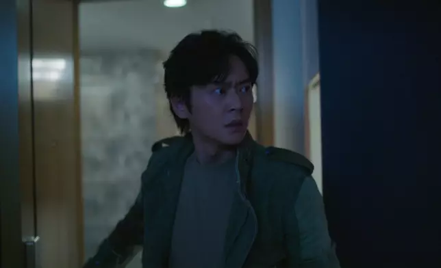 呢幕返極都返唔到屋企、徘徊喺大門嘅場口，拍攝手法＋配樂再加張振朗嘅到位演技，成功塑造出恐怖感十足的緊張氣氛。