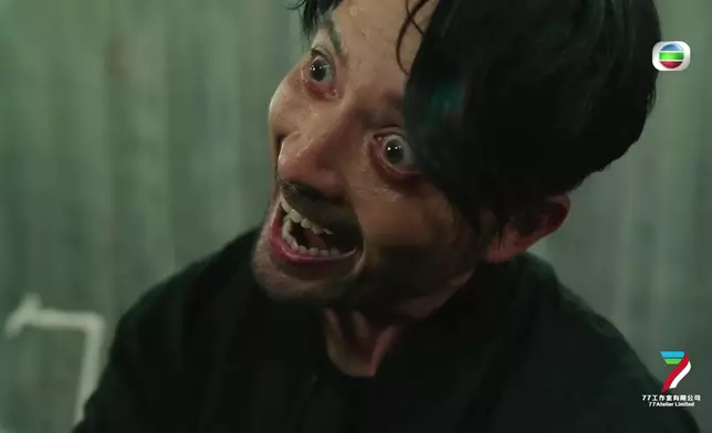 Ronny原來唔止演惡人得，連演極邪惡變態化身都一樣入型入格，難怪獲讚演戲有天份。