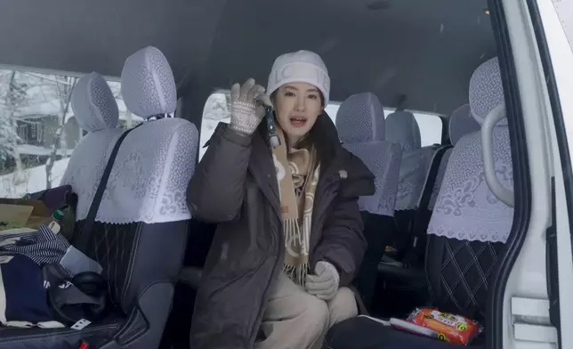 雪地行森林必備三寶︰熊鈴、暖包及雪靴。