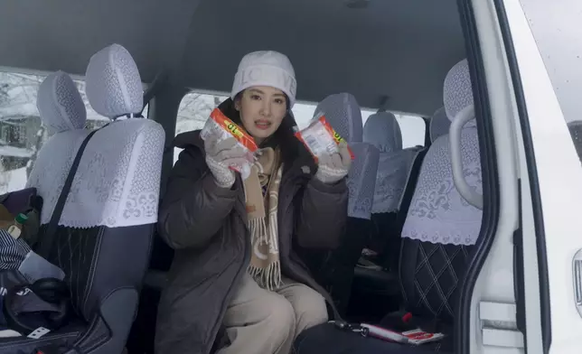 雪地行森林必備三寶︰熊鈴、暖包及雪靴。