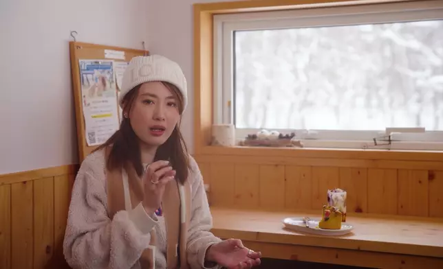 Angel試完南瓜蛋糕及熟成芝士，為北海道之旅劃上完美句號。