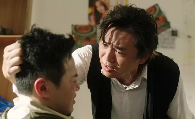 董敬文嘅狠，同Lincoln嘅無助驚慌都好逼真。