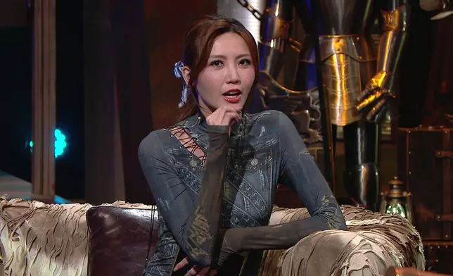 吳若希昨晚亦有爆料。