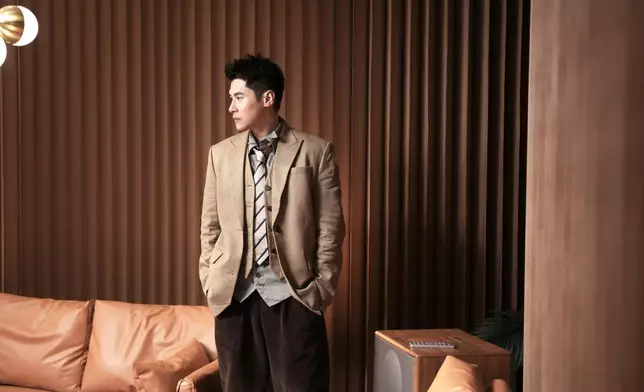 兩公婆甚少鬧交，傾到人生低潮期